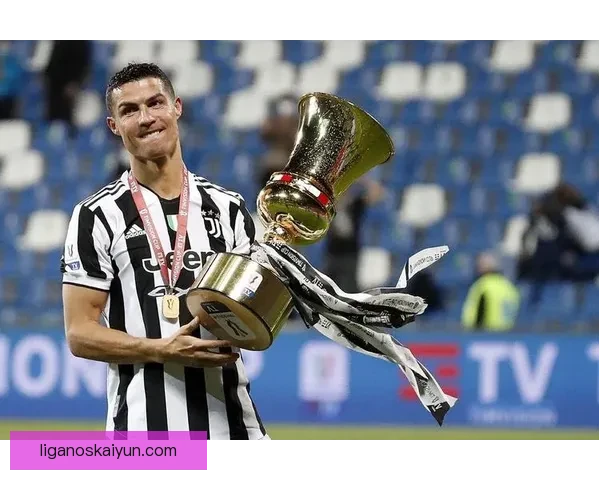 足球巨星轶闻引发关注，盘点传奇球员的独特瞬间