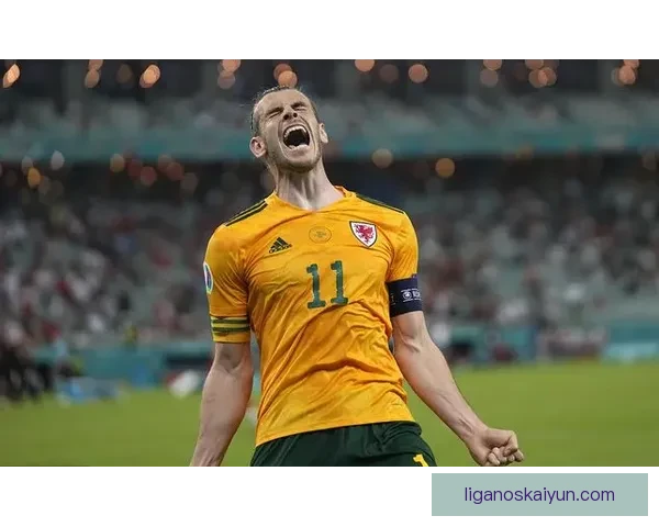 诺伊尔防守指挥状态回暖，球队后防线逐渐稳定